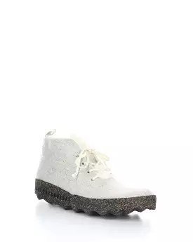 CAKE136ASP White Round Toe Boots