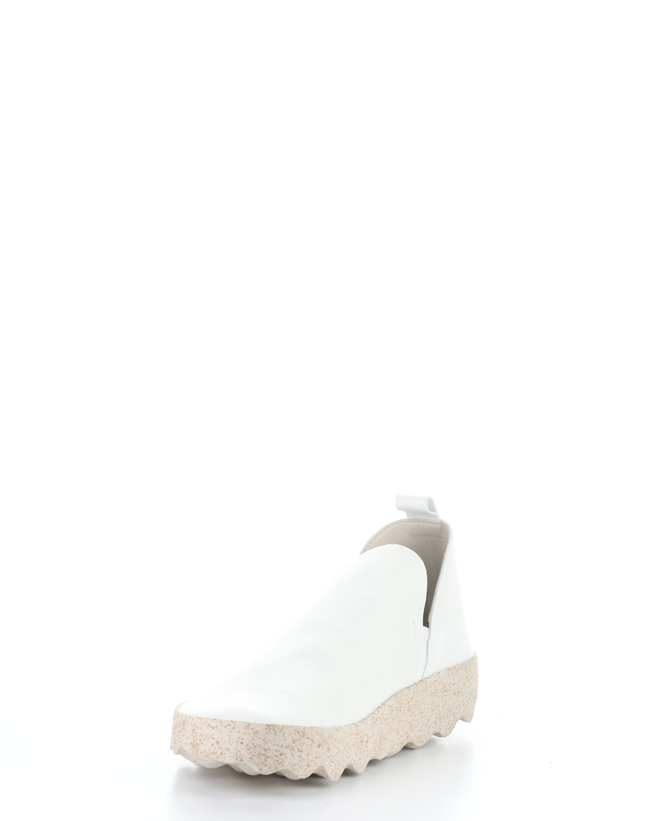 CLOE214ASP White Round Toe Shoes