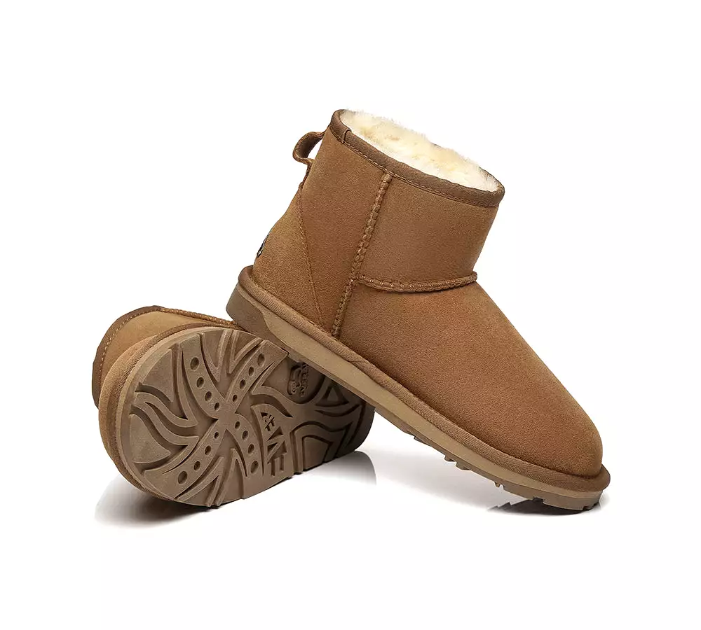 EVERAU Mini Classic Sheepskin Boots