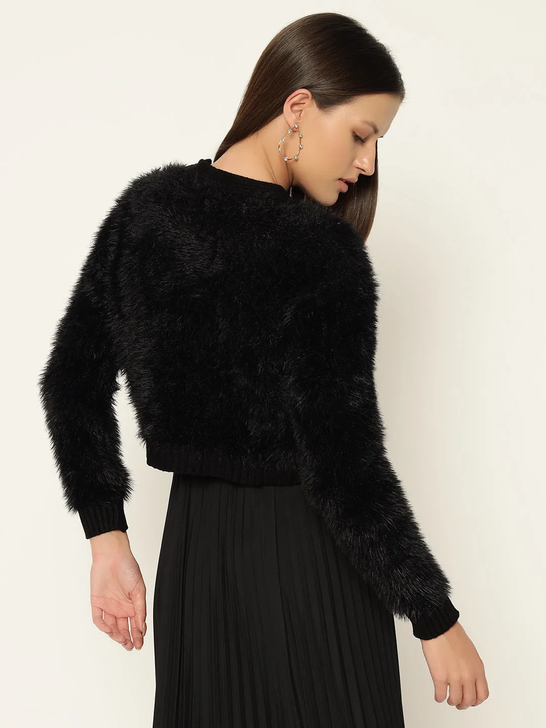 HEARTS FUR SWEATER-BLACK