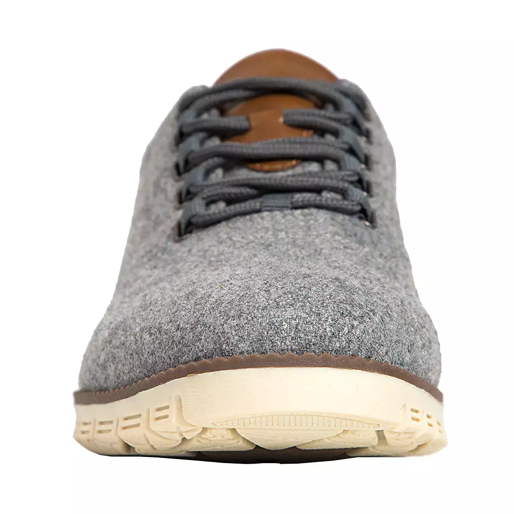 Men's Status in Grey Felt