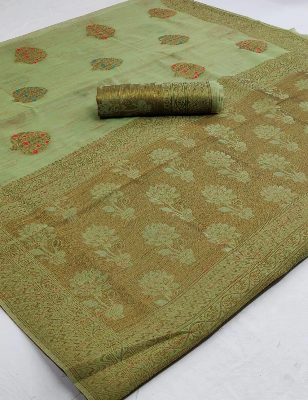 Rajtex, Sarees Kiama Silk Fancy Designer Saree Collection