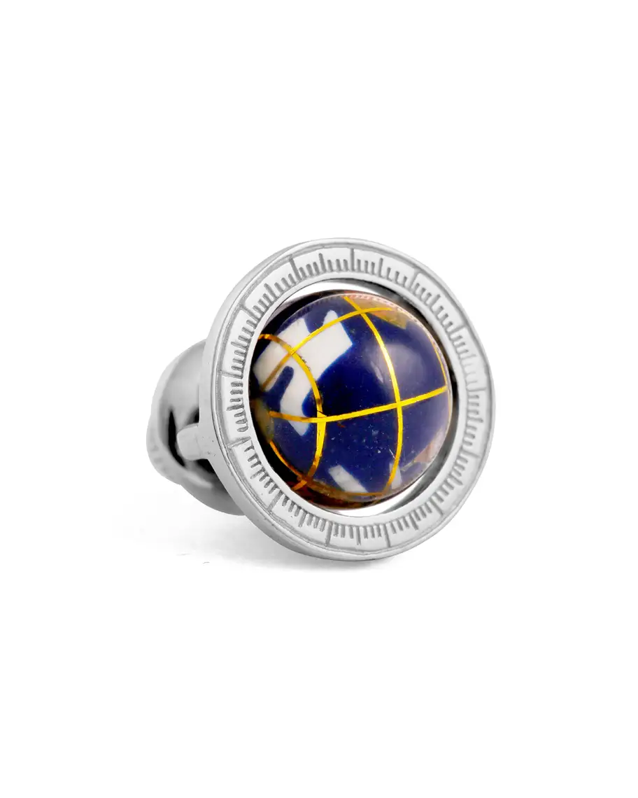 TATEOSSIAN Globe Lapel Pin