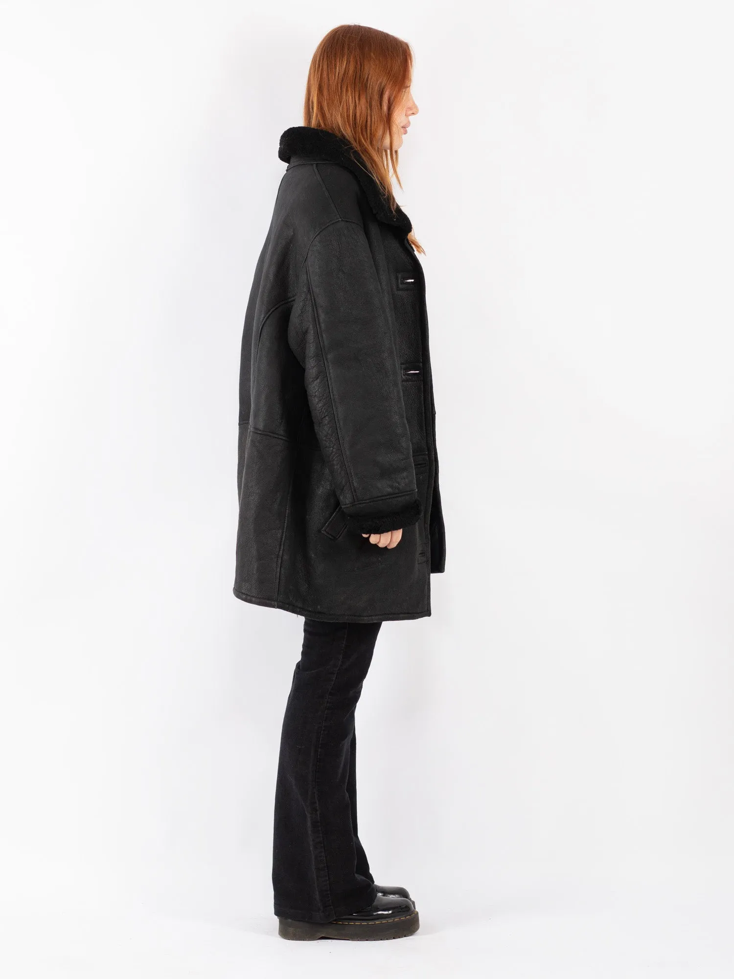 Vintage 90's Women Sheepskin Coat in Black