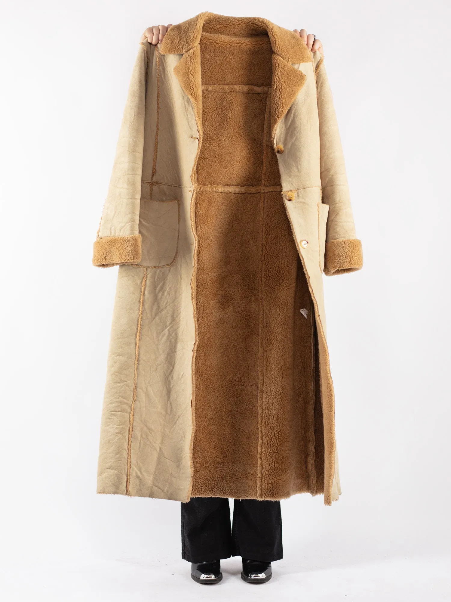 Vintage 90's Women Sherpa Long Coat in Beige