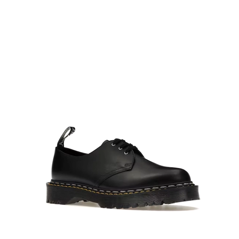 Women’s Leather Shoes for All Seasons, Black Low-Top 