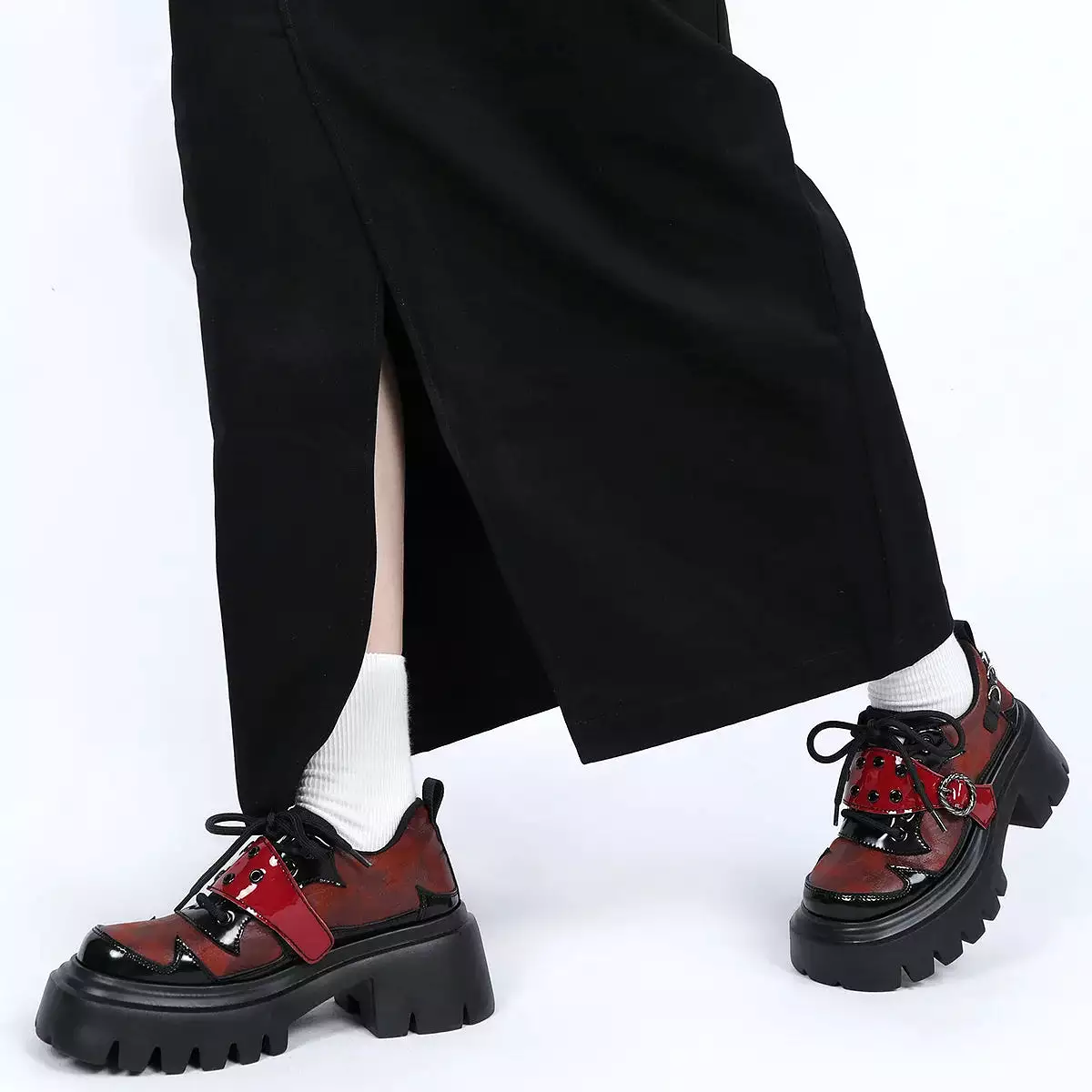 Women's Y2K Gothic Shoes  Chic Lace-Up Sneakers  7cm Heel Height  Punk Style Chunky Sole